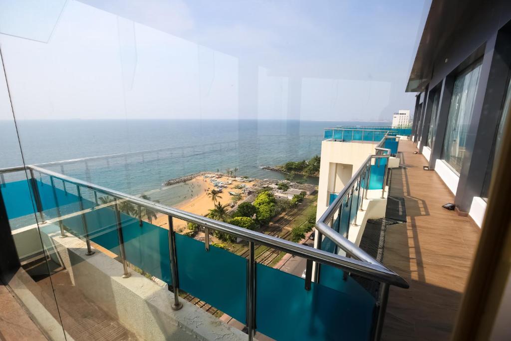 Global Towers Hotel & Apartments photo