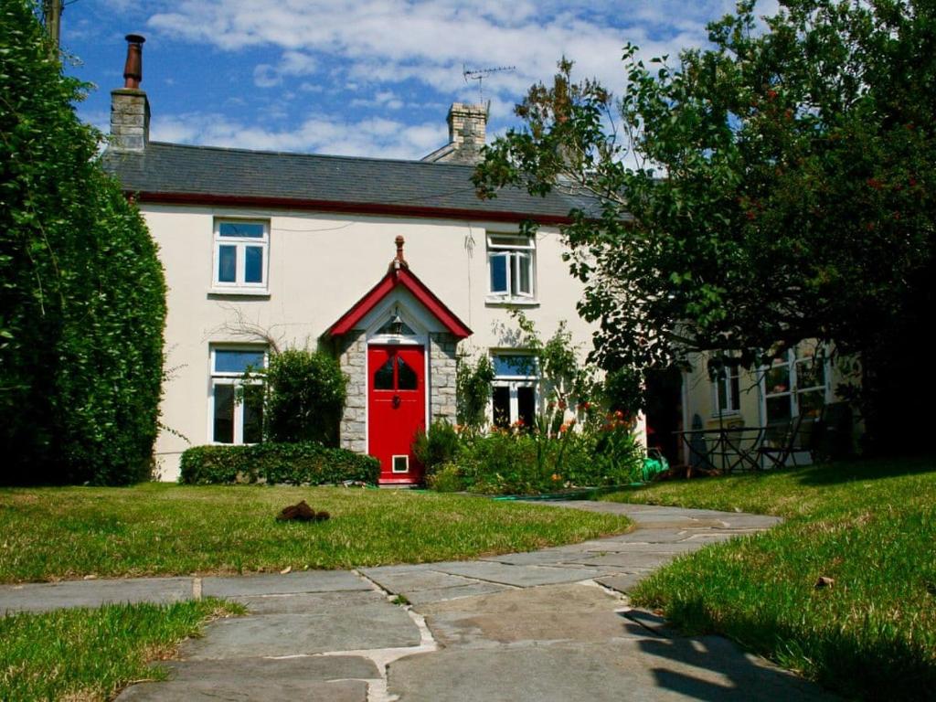 Nythfa in Llantwit Major, United Kingdom reviews, prices of