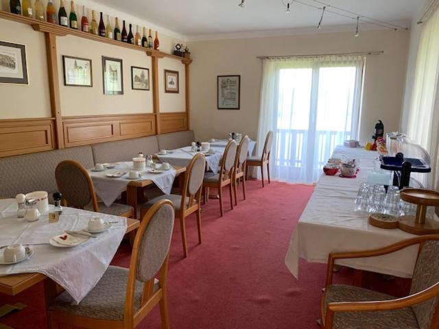 Hotel Garni Haus am Wald 전경