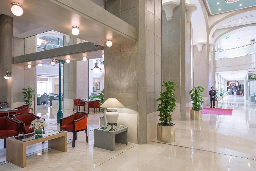 Millennium Plaza Downtown Suites photo
