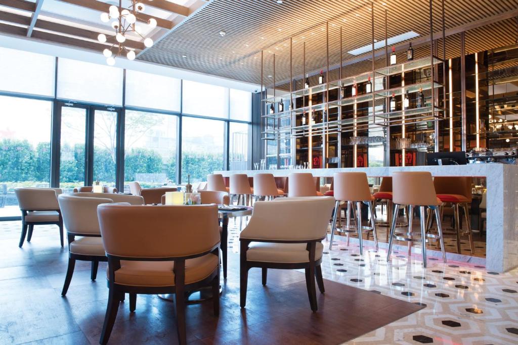 Bar/lounge