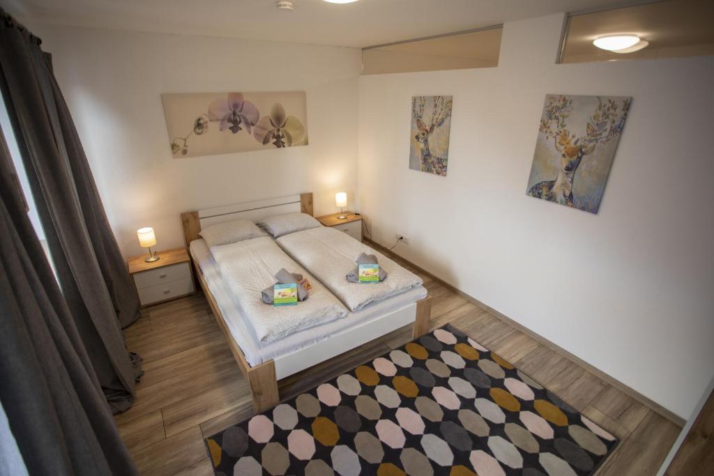 Modern Old Town Apartment, Hall in Tirol