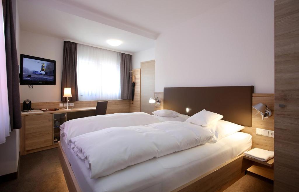 Hotel Warteck photo
