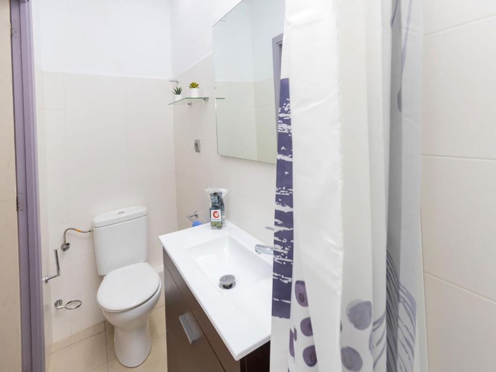 Apartment Gracia- Providencia by Interhome photo