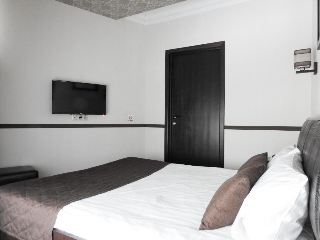 Eugene Hotel photo