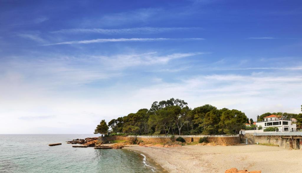 Surrounding environment