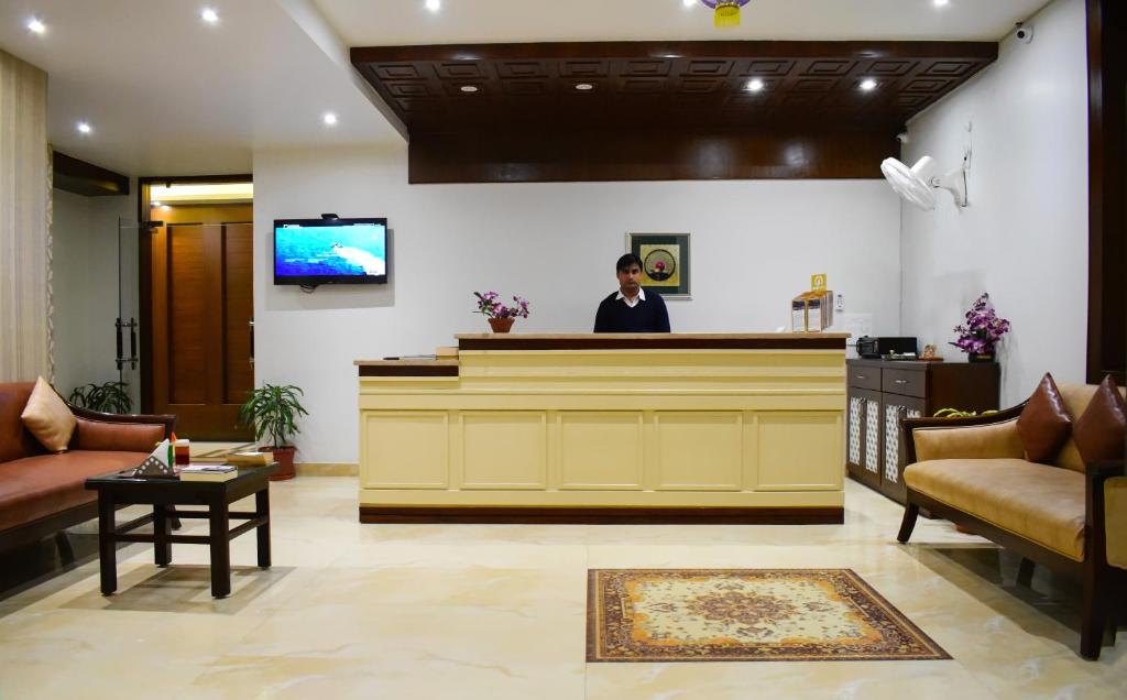 Hotel Green View by Green Tree Hotels, Rishikesh 2024 Updated Prices