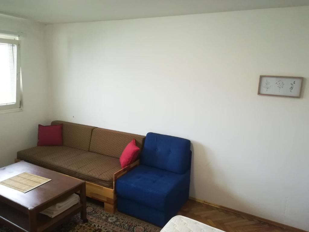 A&Mir apartment photo