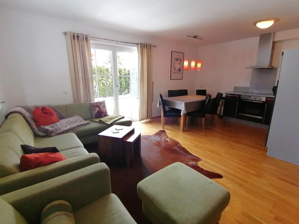 Komfort Appartements serviced by Auhof photo