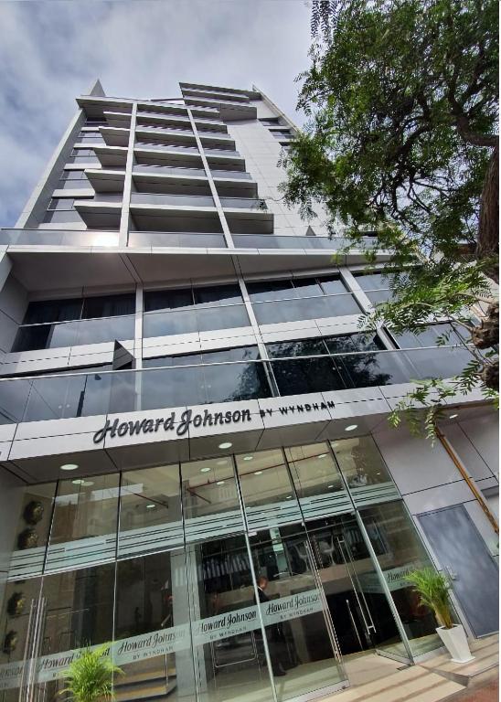 Howard Johnson by Wyndham Lima Miraflores Art House - 3