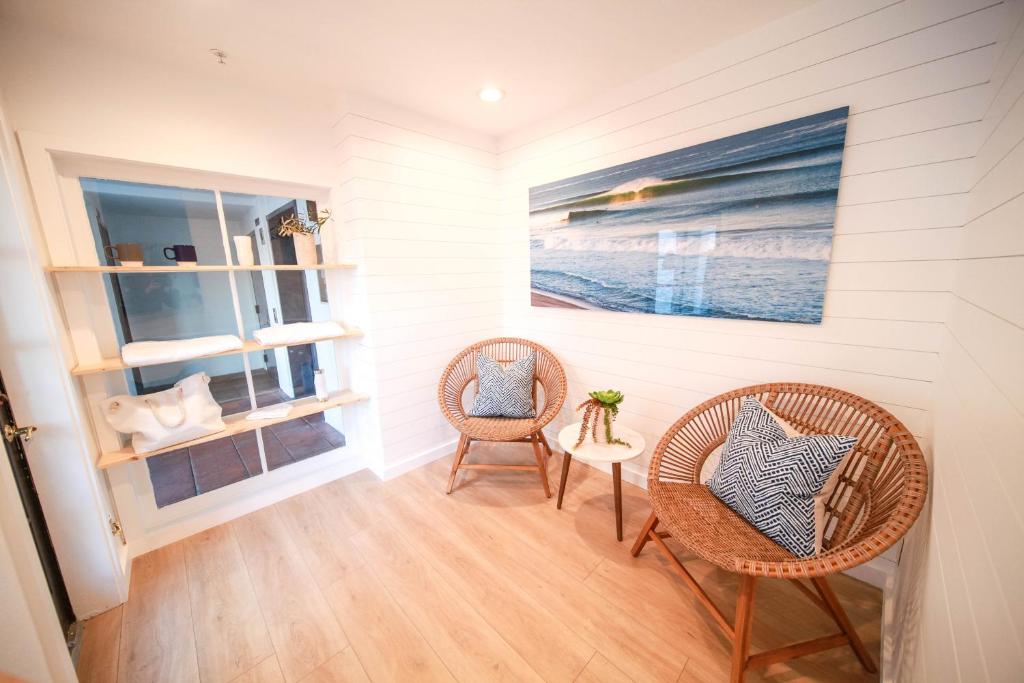 The Surfbreak Hotel photo