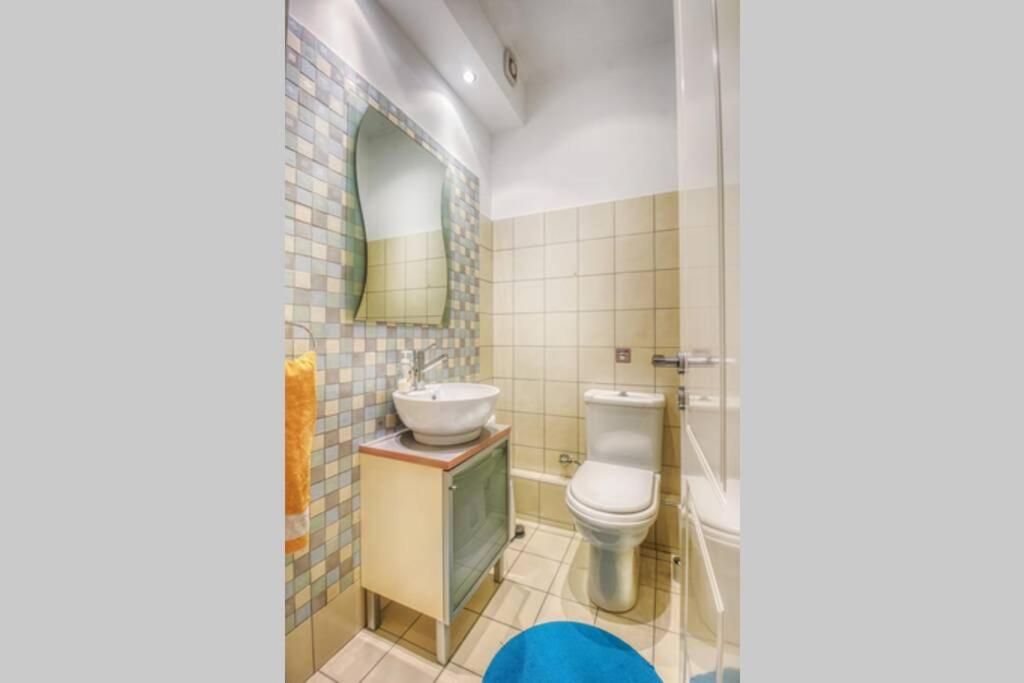 Spacious apartment in Glyfada close to the sea photo