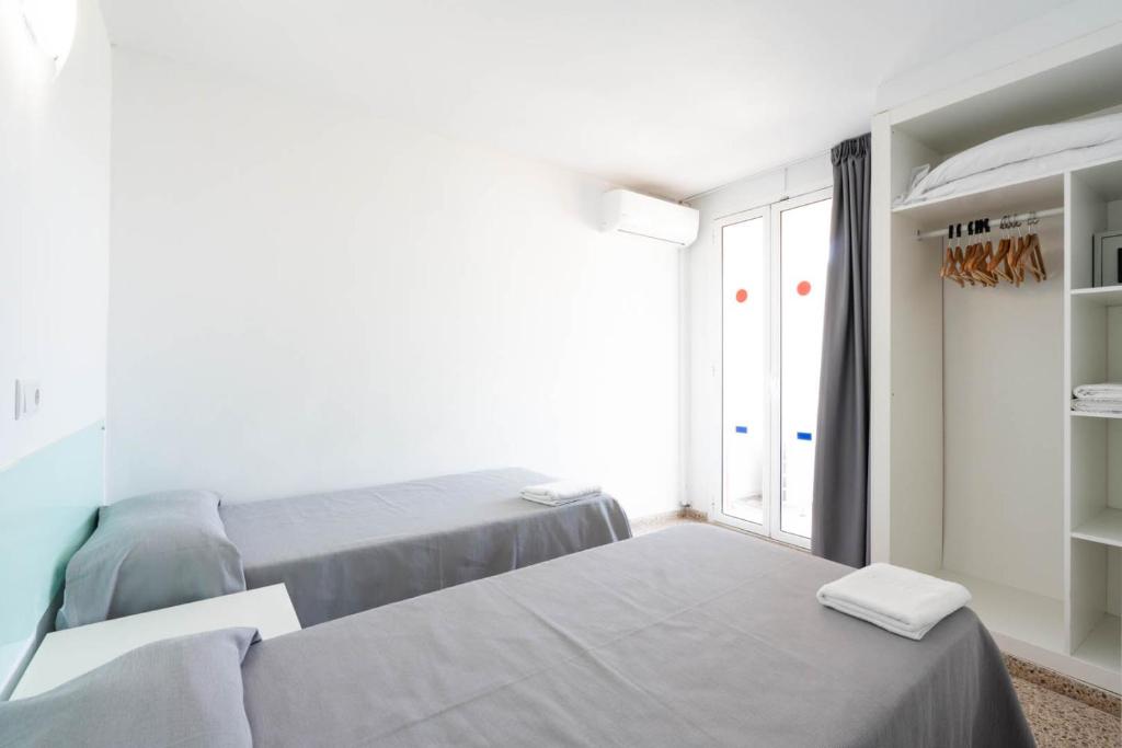 Magalluf Playa Apartments - Adults Only — Hotel rooms in Magaluf, Balearic Islands