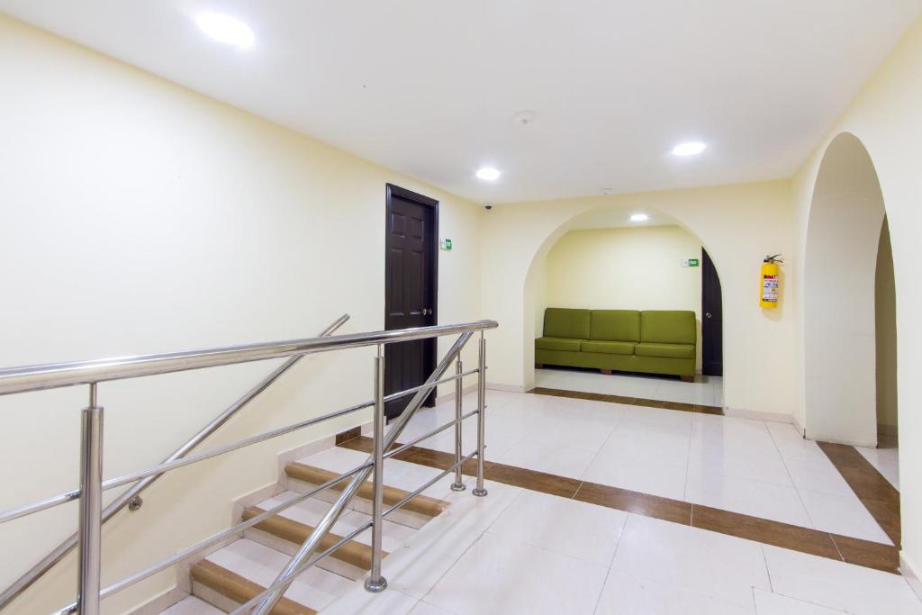 Hotel Avexi Suites By GEH Suites photo