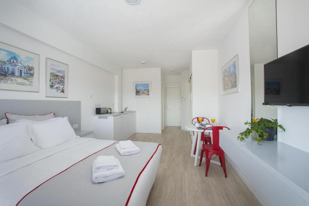 Kitieos Apartments photo