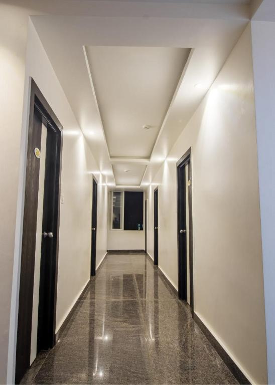 Hotel Horizon Hues photo