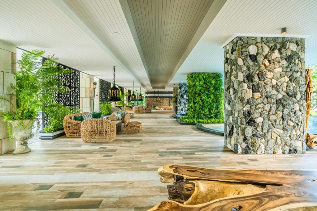 Riviera Jomtien by Hello Pattaya 2 photo