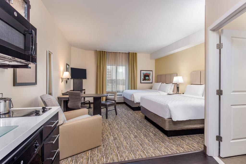 Candlewood Suites Bethlehem South photo