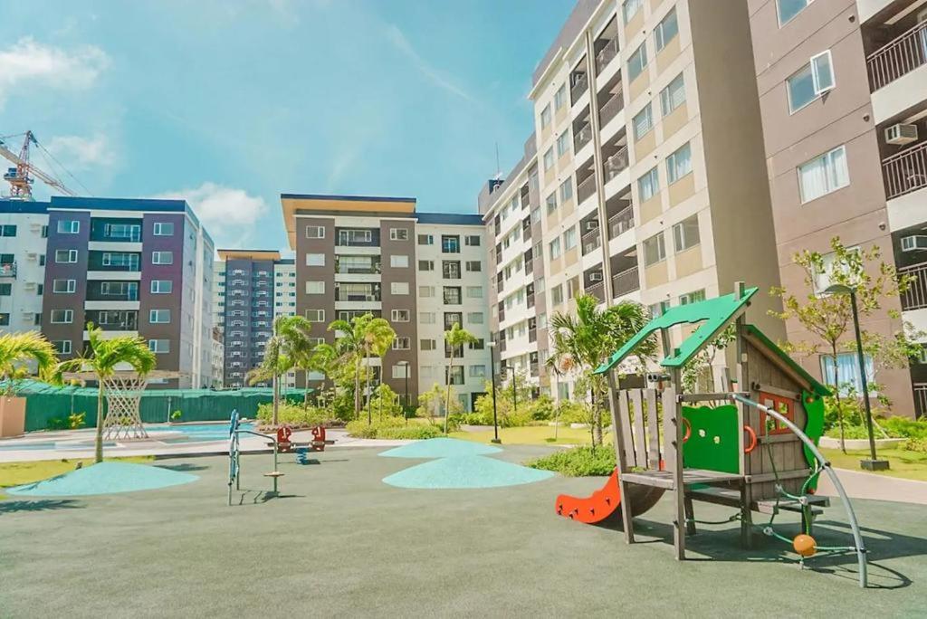 AVIDA ATRIA T2-G,5mins TO SM CITY AND PLAZUELA DE ILOILO ,2MINS TO S&R photo