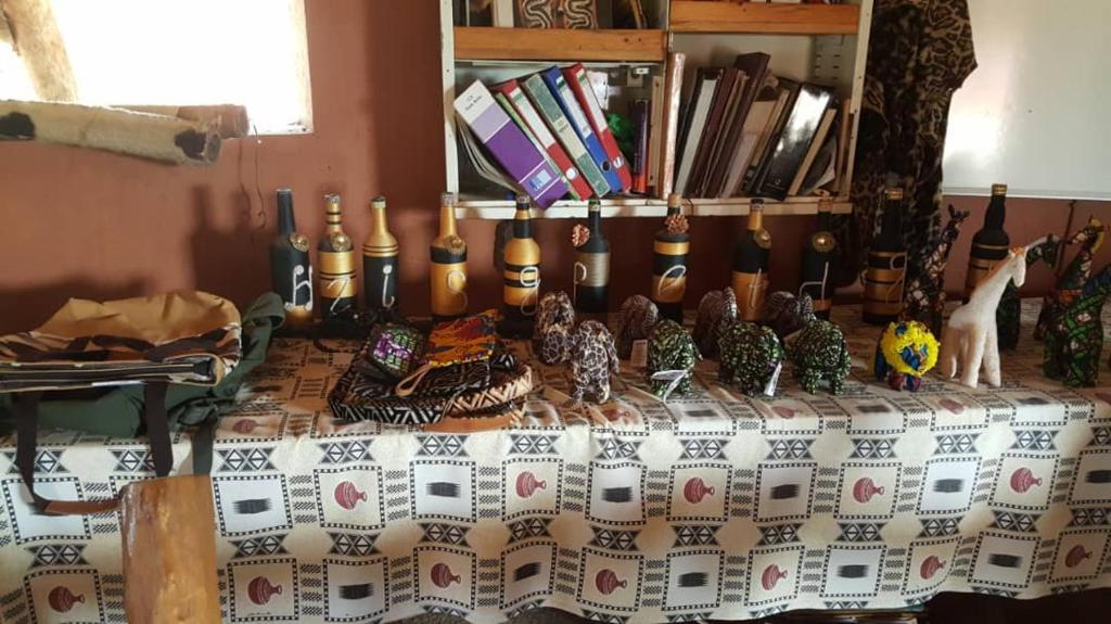 フロント・ロビー