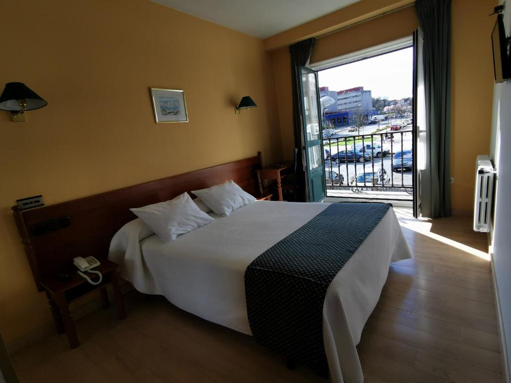 Hotel San Jacobo - 2