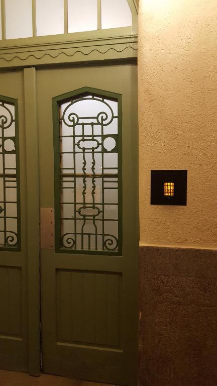 Central Gold Apartment photo