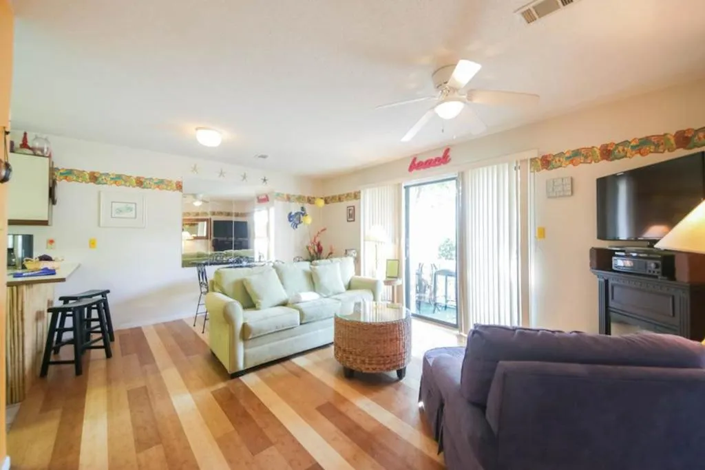 Beachwood Villas 7C，位于锡格罗夫海滩的酒店