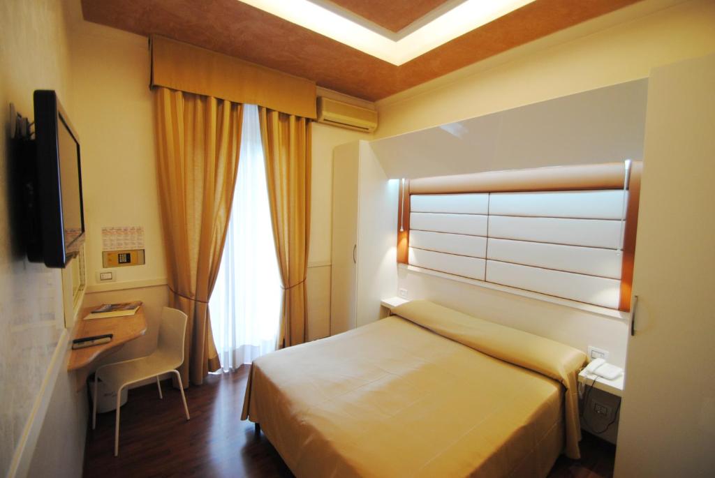 Hotel Verona Rome Photo 26