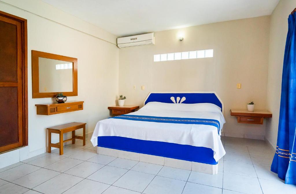 Hotel Yumkiin - Cerca Del Ferry y Terminal ADO - 2