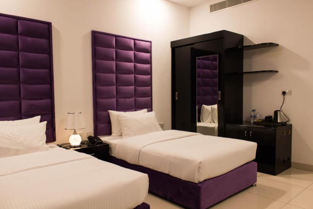 Parkside Plaza Muscat photo