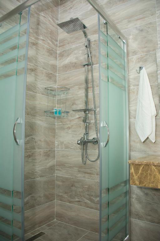 AZPETROL HOTEL KURDEMIR photo