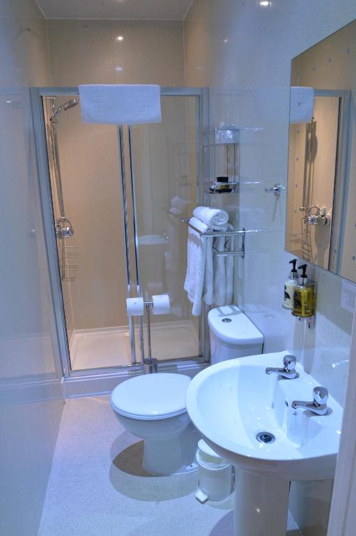 Lauriston & Lawton Court Hotel photo