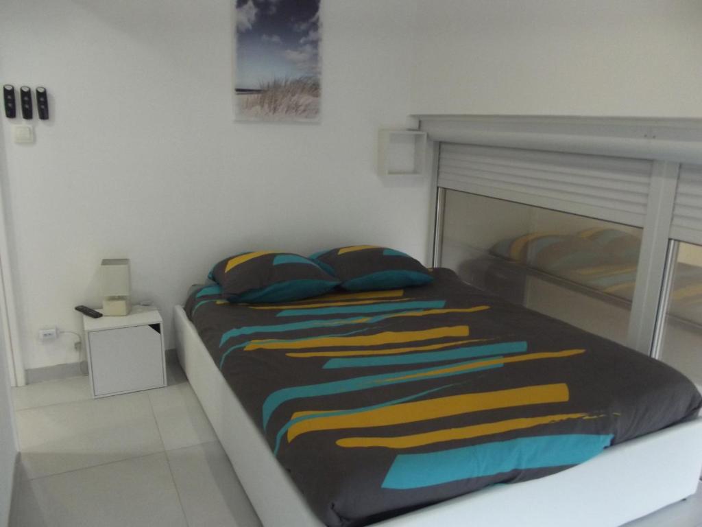 P2 CABINE - LA GRANDE-MOTTE - 3