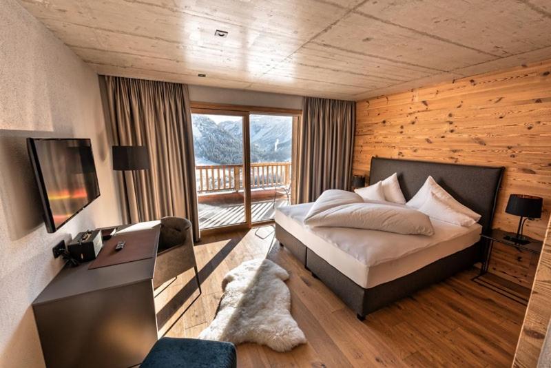 Skilodge Oberlech photo