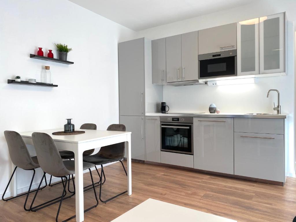 White Inn - Ferienwohnung mit Terrasse - 5