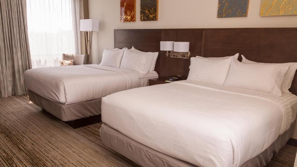 Holiday Inn Alexandria - Downtown photo
