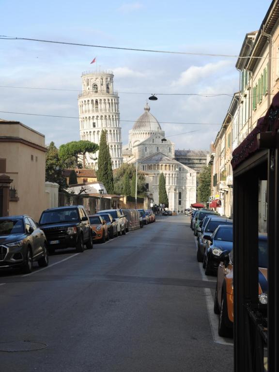 B&B Ariston Pisa Tower photo