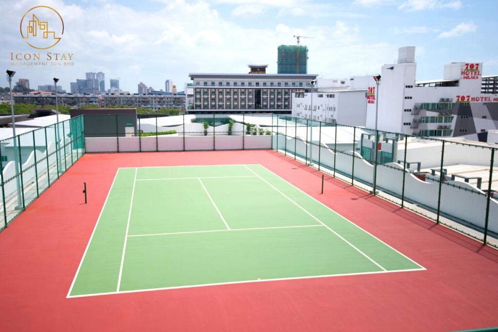 Tennis court