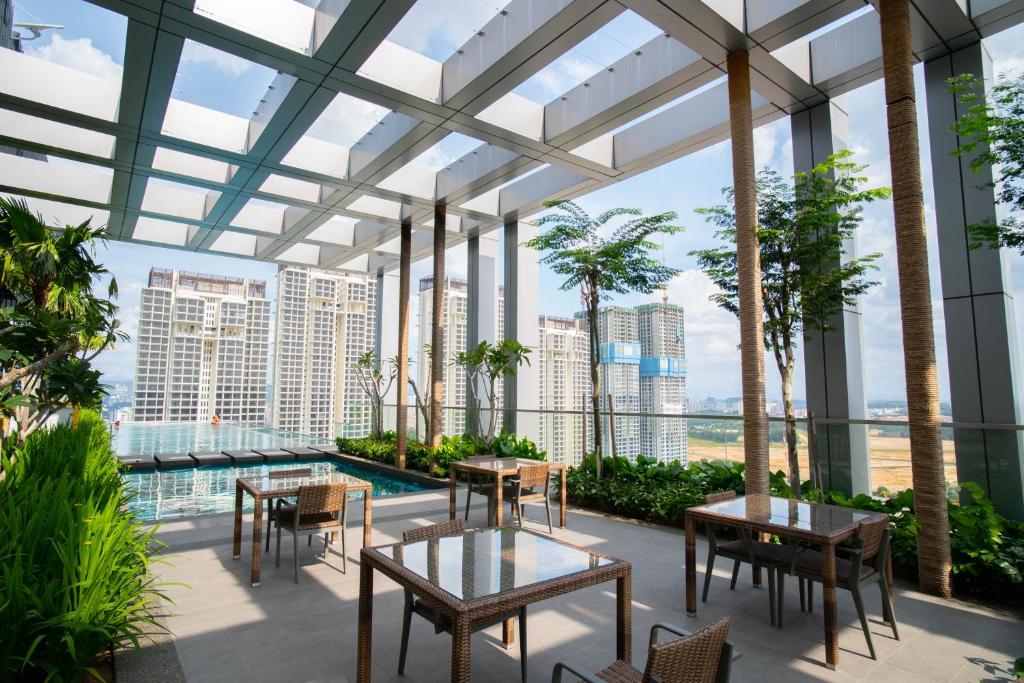 Aurora Pavilion Bukit Jalil by Ody Suites