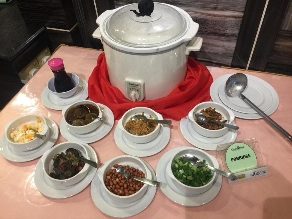 餐飲服務