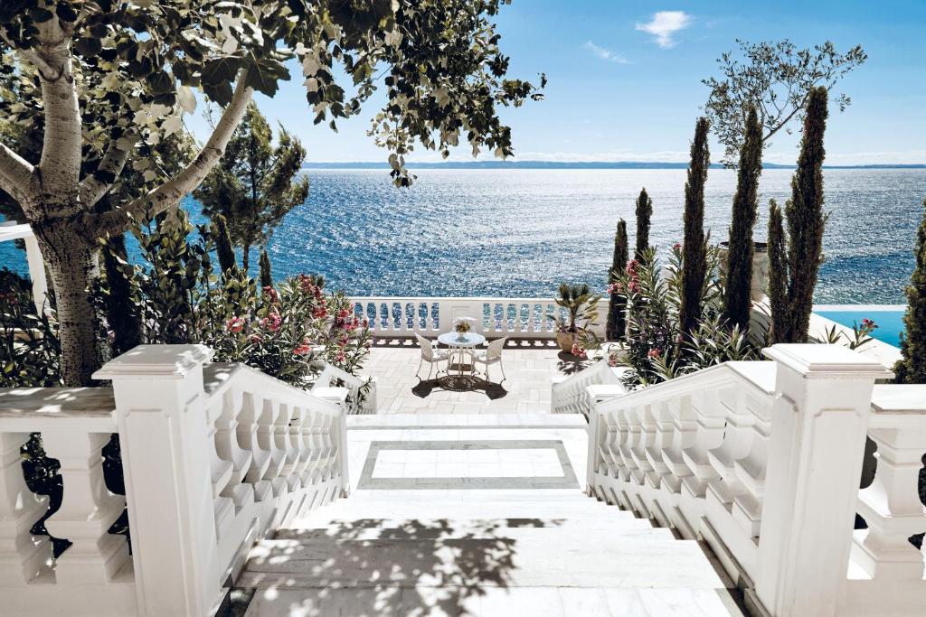 Danai Beach Resort & Villas photo