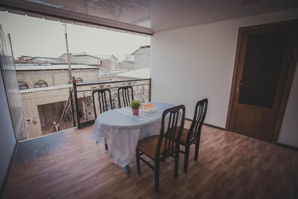 Parivash Guest House photo