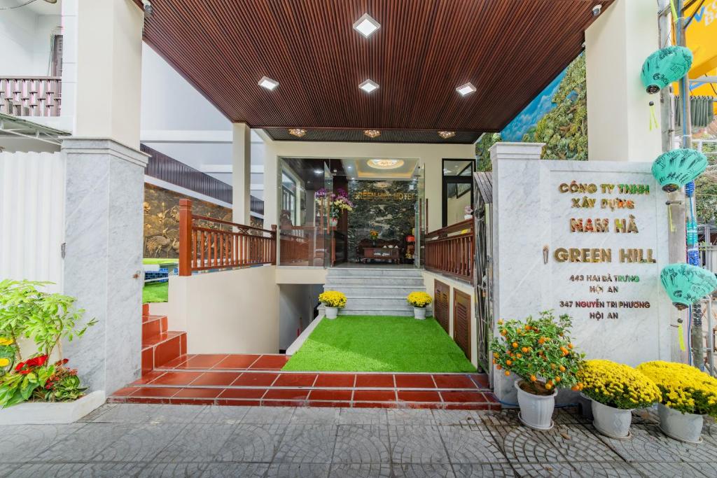 Green Hill Hotel