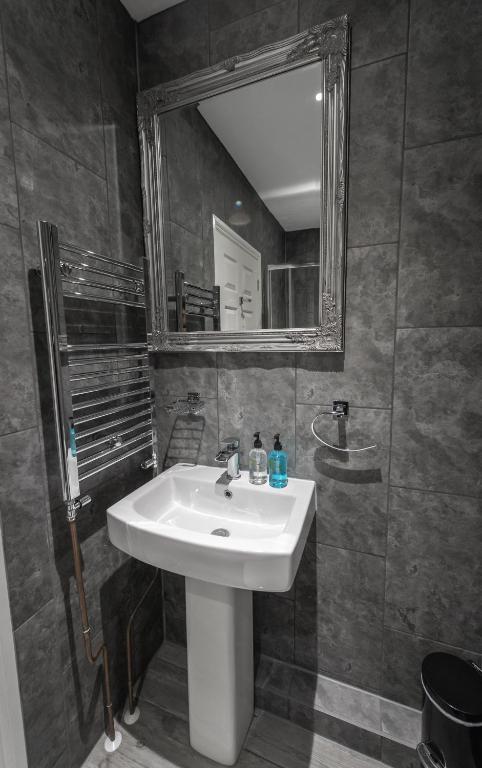 St Benedicts Apartments photo