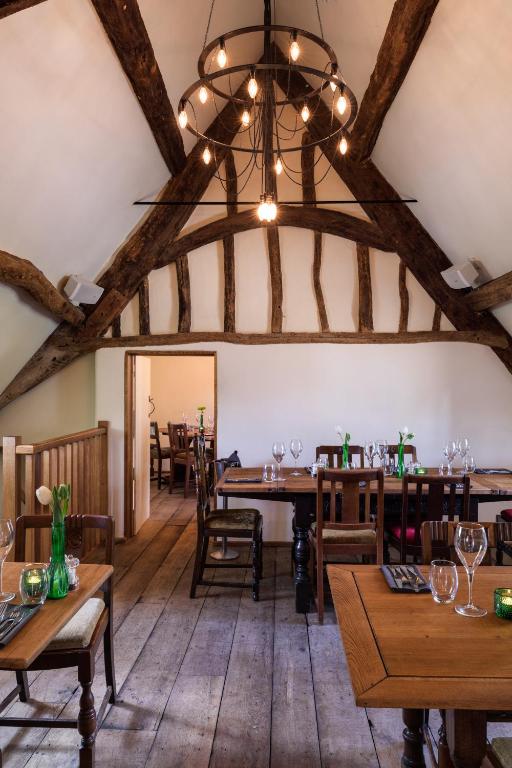The Royal Oak Tetbury photo 3