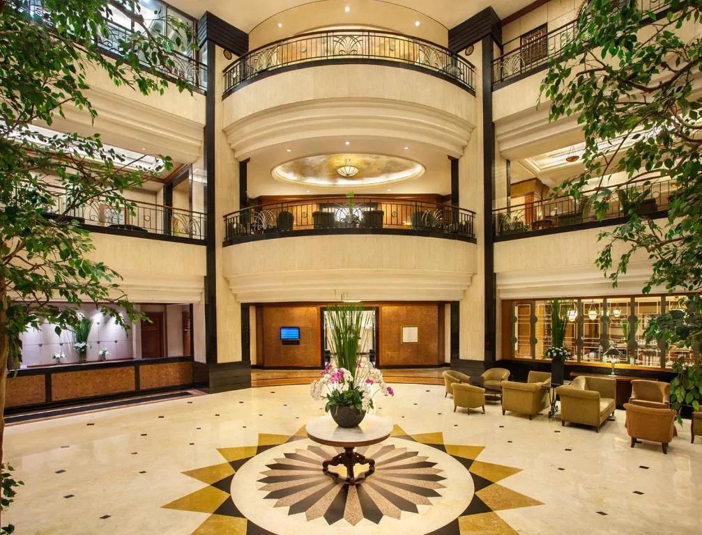 Menara Peninsula Hotel, hotel in Jakarta