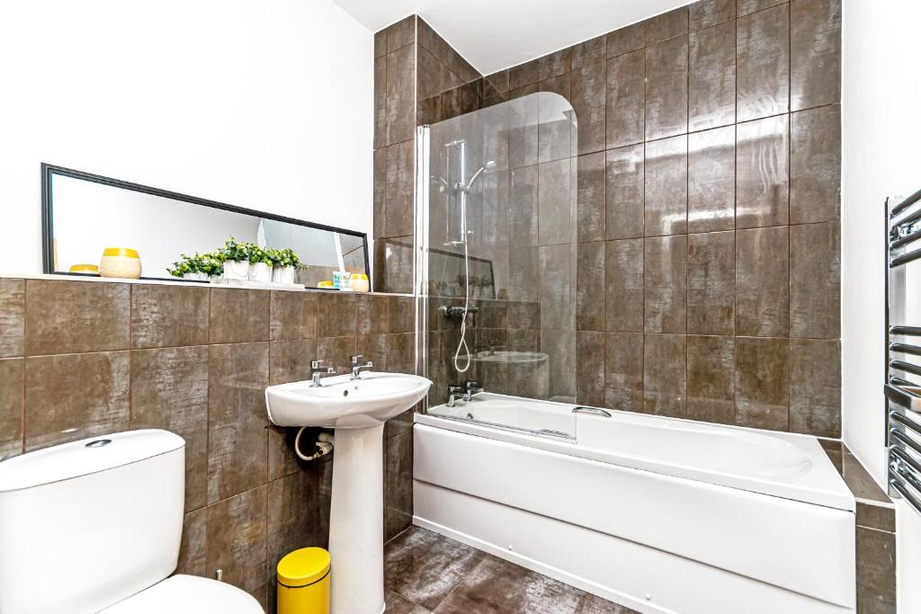 Residential Estates City Suites photo