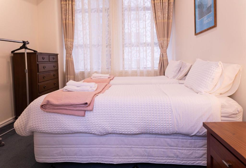 Wellington CBD Apartment photo