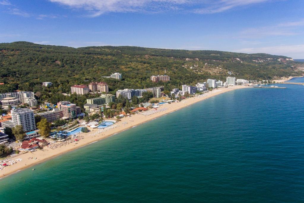 Hotel Lilia — Beach in Golden Sands, Varna Region