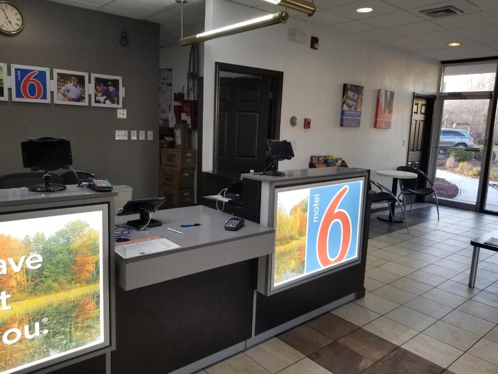 Motel 6 Lawrenceville photo